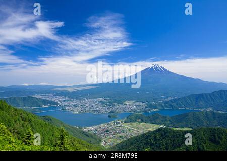 Mt. Fuji et le lac Kawaguchiko Banque D'Images