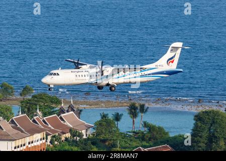 Ko Samui, Thaïlande - 10 février 2023: Bangkok avion ATR 72-600 à l'aéroport de Ko Samui (USM) en Thaïlande. Banque D'Images