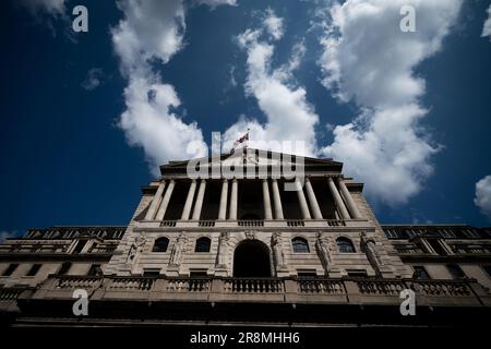 Une vision de la Banque d'Angleterre qui est sur le point d'augmenter les taux d'intérêt pour la 13th fois de suite après que les chiffres décevants de l'inflation ont montré que les hausses de prix n'ont pas diminué. Date de la photo: Jeudi 22 juin 2023. Banque D'Images