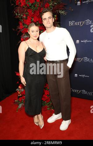 Sydney, Australie. 22nd juin 2023. Disney Beauty and the Beast le tapis rouge australien musical Premiere arrive au Capitol Theatre. Photo : à confirmer. Credit: Richard Milnes/Alamy Live News Banque D'Images