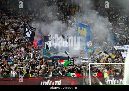 Udine, Italie. 04th juin 2023. Udinese Calcio Supporters pendant Udinese Calcio vs Juventus FC (archive de portraits), football italien série A match à Udine, Italie, 04 juin 2023 crédit: Agence de photo indépendante/Alamy Live News Banque D'Images