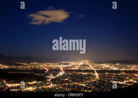 Vue de nuit sur le Mont Fuji et la ville de Shizuoka Banque D'Images