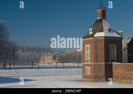 Oranienburg, Versailles westphalien, annexe du château d'eau baroque de Nordkirchen, siège de l'université de Rhénanie-du-Nord-Westphalie de Applied Banque D'Images