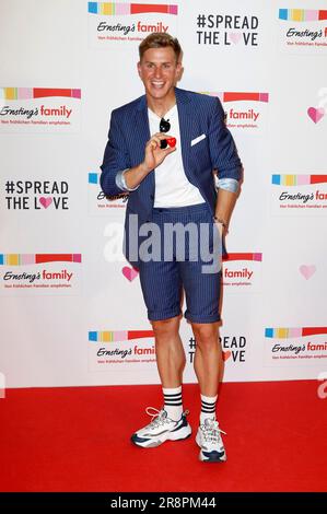 Lukas Sauer BEI der Ernsting's Family Fashion Show im Hotel Atlantic. Hambourg, 19.06.2023 Banque D'Images