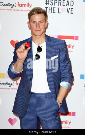 Lukas Sauer BEI der Ernsting's Family Fashion Show im Hotel Atlantic. Hambourg, 19.06.2023 Banque D'Images