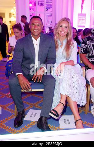 Daniel Aminati mit Ehefrau Patrice Aminati BEI der Ernsting's Family Fashion Show im Hotel Atlantic. Hambourg, 19.06.2023 Banque D'Images