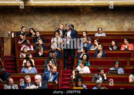 Paris, France. 20th juin 2023. Aymeric Caron (la France insoumise) prononce des discours à l'Assemblée nationale pendant la session de questions au gouvernement. Séance de questions pour le gouvernement d'Elisabeth porté à l'Assemblée nationale, au Palais Bourbon à Paris. (Credit image: © Telmo Pinto/SOPA Images via ZUMA Press Wire) USAGE ÉDITORIAL SEULEMENT! Non destiné À un usage commercial ! Banque D'Images