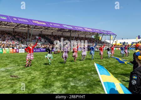 Edinburgh, Écosse, 22/06/2023, Highland Dancers se présentant dans le champ d'exposition principal le jour d'ouverture du Royal Highland Show, EdinburghCredit: Richard Newton/Alay Live News Banque D'Images