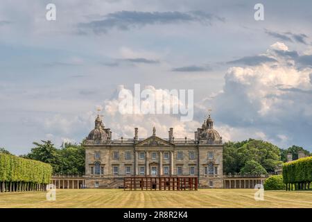 Caisse d'air. Acier Corten. 2018. Sean Scully, à Houghton Hall, Norfolk. Banque D'Images