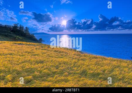 Le soleil couchant à Shiroyonesenmaida Banque D'Images