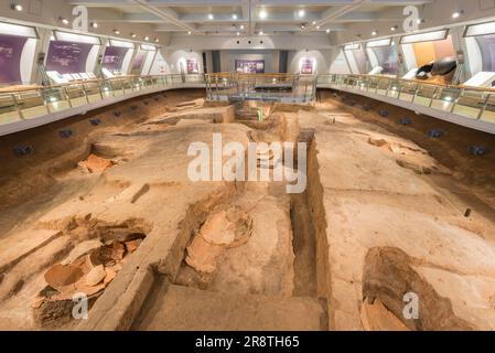 Parc historique de Yoshinogari au nord de la tombe tumulus Banque D'Images