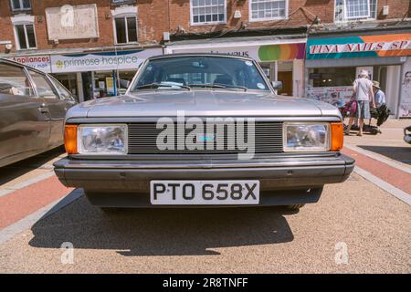 Vue de face d'une Morris Ital, une voiture de taille moyenne qui a été construite par British Leyland, Austin Rover Group au début des années 1980 Banque D'Images