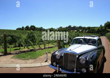 Old car, Margaret River Winery, Australie occidentale Banque D'Images