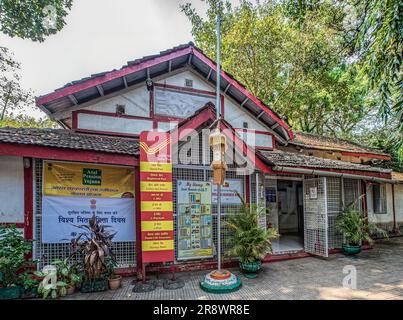 11 09 2017 Bureau de poste de Little Gibbs Road, Mumbai, Maharashtra, Inde, Asie Banque D'Images