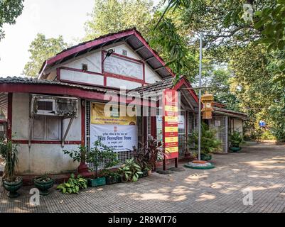 11 09 2017 Bureau de poste de Little Gibbs Road, Mumbai, Maharashtra, Inde, Asie Banque D'Images