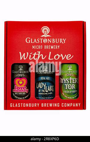 Boîte cadeau Glastonbury Brewing Co trois bières en bouteille. Banque D'Images