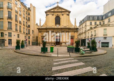 Basilique notre-Dame des victoires à la place des petits peres à Paris Banque D'Images