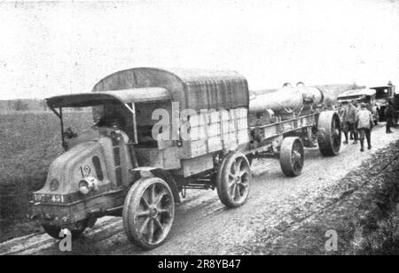 'Au volant; Tracteurs d'une pièce de 240: Voiture-affut et voiture-piece', 1918. De "l'Album de la guerre 1914-1919, Volume 2" [l'Illustration, Paris, 1924]. Banque D'Images