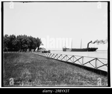 St. Clair River à Star Island House, St. Clair Flats, entre 1890 et 1901. Banque D'Images