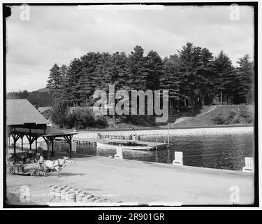 Fort William Henry Hotel et Prospect Mt. Mountain, Lake George, N.Y., entre 1900 et 1915. Banque D'Images