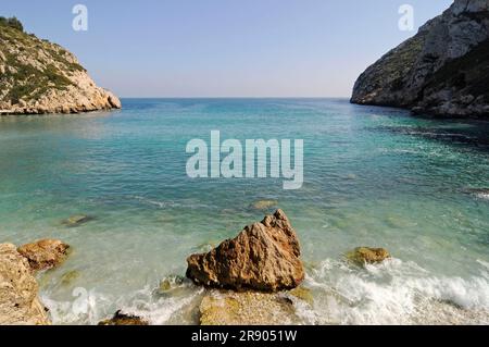 Baie, Playa Granadella, Javea, province d'Alicante, Costa Blanca, Espagne, Xabia Banque D'Images