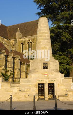 Mémorial de guerre, Cathédrale notre-Dame, Noyon, Oise, Picardie, France Banque D'Images