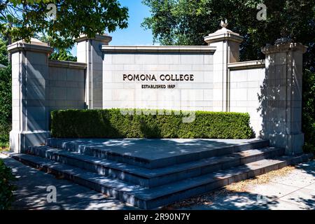 Claremont, CA – 21 juin 2023 : Pomona College, un des principaux collèges d'arts libéraux aux États-Unis, est un collège de type Nouvelle-Angleterre dans le sud de la Californie. Banque D'Images