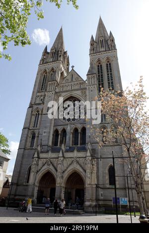 L'élévation avant de la cathédrale de Truro dans les Cornouailles. Banque D'Images