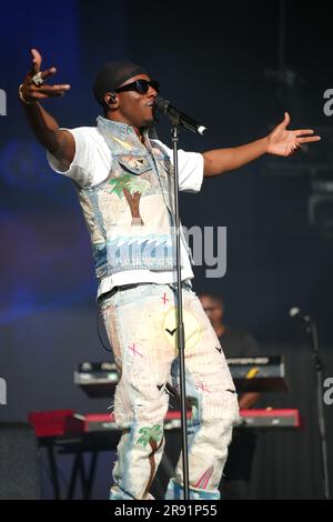 Pilton, Somerset, Royaume-Uni. 23rd juin 2023. Joey Bada$$ représentation sur la scène West Holts - Glastonbury Festival 2023 crédit: Scott Gouldsbrough/Alay Live News Banque D'Images