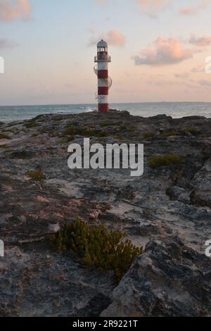 Phare abandonné près de Cancun Resorts Banque D'Images