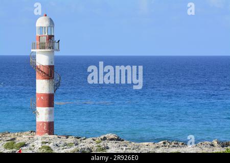 Phare abandonné près de Cancun Resorts Banque D'Images