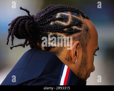 Gros plan sur le tatouage « 44 » de Lewis Hamilton Banque D'Images