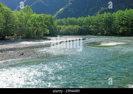 Rivière Azusa à Kamikochi Banque D'Images