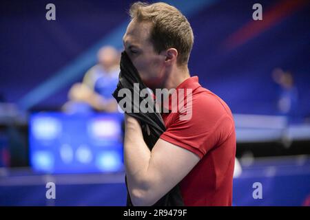 Cracovie, Pologne. 24th juin 2023. Le joueur de tennis de table Cedric Nuytinck réagit lors de la ronde de 32 match de tennis de table entre le Nuytinck belge et le portugais Ferreiro Geraldo le quatrième jour des Jeux européens à Cracovie, en Pologne, le samedi 24 juin 2023. Les Jeux européens de 3rd, officieusement connus sous le nom de Cracovie-Malopolska 2023, sont des manifestations sportives internationales prévues du 21 juin au 02 juillet 2023 à Cracovie et à Malopolska, en Pologne. BELGA PHOTO LAURIE DIEFFEMBACQ crédit: Belga News Agency/Alay Live News Banque D'Images