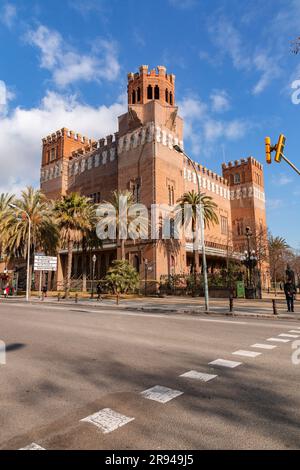 Barcelone, Espagne - 10 FÉVRIER 2022 : musée de zoologie, Museu de Zoologia à l'intérieur du parc de la Ciutadella à Barcelone, Catalogne, Espagne. Banque D'Images