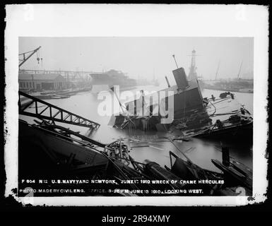 Ereck of Crane Hercules photo faite par le Bureau du génie civil, regardant vers l'Ouest. Négatifs en plaques de verre de la construction et de la réparation de bâtiments, d'installations et de navires au New York Navy Yard. Banque D'Images