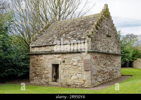 Tealing Dovecot construit en 1595 par Sir David Maxwell de Tealing près de Dundee, en Écosse. Extérieur. Contient plus de 500 boîtes de nidification de pigeon. Source de nourriture d'hiver Banque D'Images