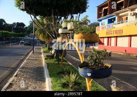 gandu, bahia, brésil - 20 mai 2023 : site fabriqué avec du penus recyclé dans la ville de gandu Banque D'Images