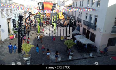 salvador, bahia, brésil – 23 juin 2023 : vue de la décoration pour les célébrations de Sao Joao à Pelourinho, centre historique de Salvador. Banque D'Images