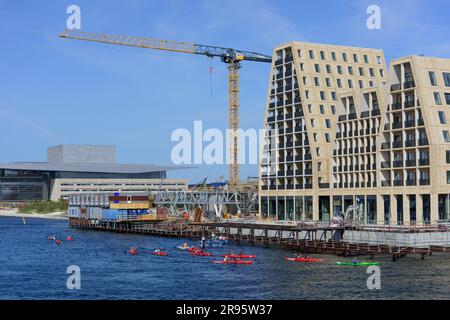 Koppenhagen, Hafen, Papierinsel, moderne Wohnbauten, COBE Architects 2023 // Copenhague, Port, Paper Island, Modern Housing Development, COBE Archit Banque D'Images