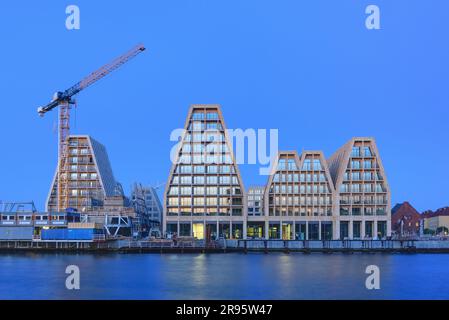 Koppenhagen, Hafen, Papierinsel, moderne Wohnbauten, COBE Architects 2023 // Copenhague, Port, Paper Island, Modern Housing Development, COBE Archit Banque D'Images