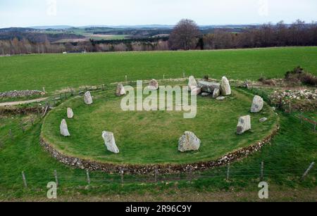 Easter Aquhorthies cercle de pierre préhistorique à position allongée près d'Inverurie, en Écosse. Bien conservé avec toutes les pierres mégalithiques dans Original situ. Recherche S Banque D'Images