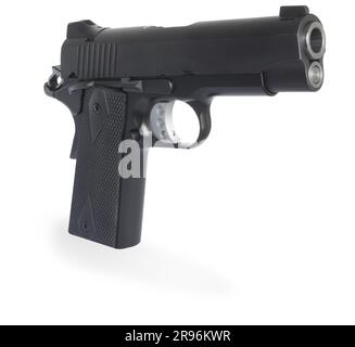 Pistolet semi-automatique noir 45 calibre 1911 avec ombre en dessous Banque D'Images