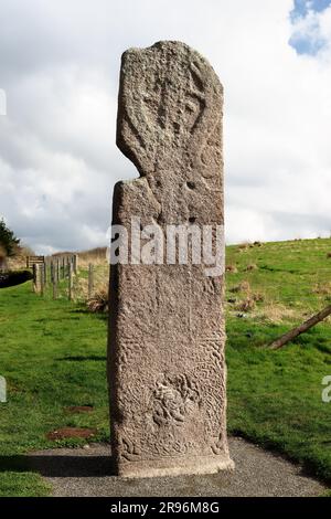 La Pierre de Maiden. Pictush 9th C. plaque de croix chrétienne. West face, près de la chapelle de Garioch, région de Grampian, Écosse Banque D'Images