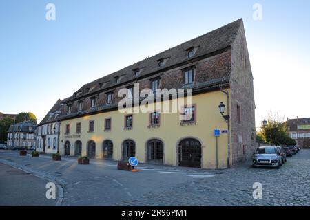Grange de la dîme, Grange aux Dimes, Weissenburg, Wissembourg, Alsace, France Banque D'Images
