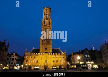 Belfry and Cloth Hall, Belfort, Grote Markt, Bruges, Flandre Occidentale, Belgique Banque D'Images