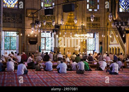 Musulmans, mosquée Sultan Ahmed, Mosquée bleue, Istanbul, Turquie Banque D'Images