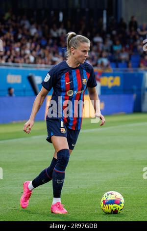 BARCELONE - APR 30 : Crnogorcevic en action pendant le match Primera Division Femenina entre le FC Barcelone et le Sporting de Huelva au Johan Cruyff Banque D'Images