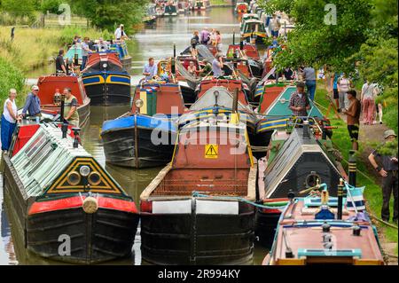 Participations au rallye historique annuel de barques à Braunston, dans le Northamptonshire Banque D'Images