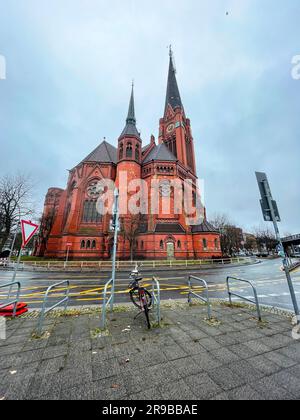 Berlin, Allemagne - 15 décembre 2021 : extérieur de l'église luthérienne américaine de Berlin, Allemagne. Banque D'Images